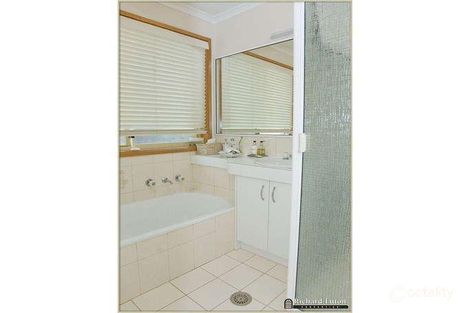 Property photo of 27 Montefiore Crescent Conder ACT 2906