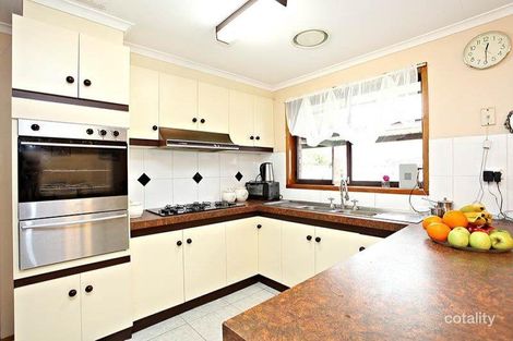 Property photo of 39 Wanaka Drive Taylors Lakes VIC 3038