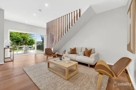 Property photo of 21 Curl Curl Parade Curl Curl NSW 2096