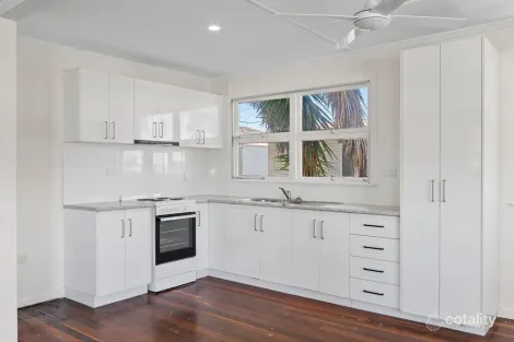 Property photo of 68 Robertson Road Eastern Heights QLD 4305