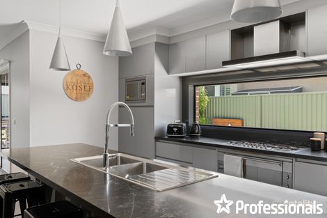 Property photo of 6 Knight Place Llanarth NSW 2795