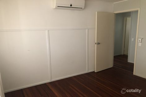 Property photo of 32 Middle Crescent Dysart QLD 4745