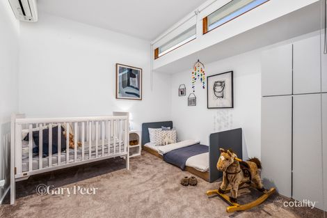 Property photo of 2/4 Westbury Grove St Kilda East VIC 3183