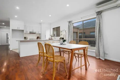 Property photo of 17 Copeland Crescent Point Cook VIC 3030