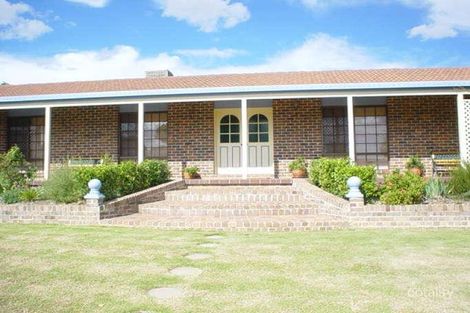Property photo of 14 Kurrajong Street Hillvue NSW 2340