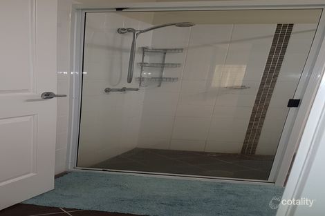 Property photo of 18 Petringa Crescent Springwood QLD 4127