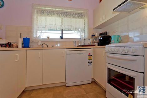 Property photo of 2 Thomas Place Culcairn NSW 2660