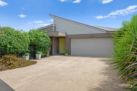 18 Trewin St, Benalla, VIC 3672