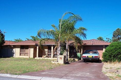Property photo of 8 Hampton Court Thornlie WA 6108