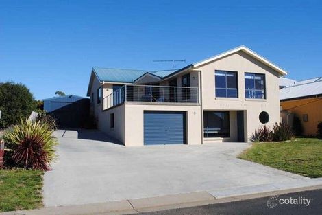 2 Freycinet Ct, Swansea, TAS 7190