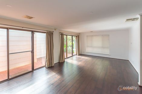 Property photo of 10 Cassia Court Aberfoyle Park SA 5159