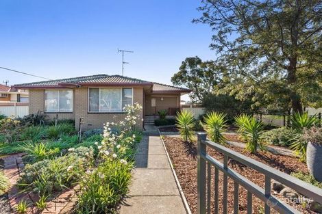 Property photo of 1 Dalmont Grove Norlane VIC 3214