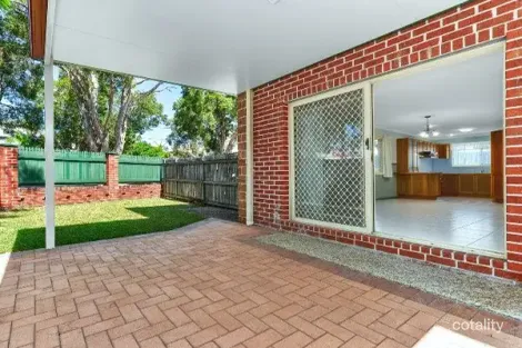 Property photo of 4/33 Oak Street Balmoral QLD 4171