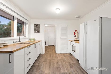 Property photo of 27 Mannish Road Wattle Glen VIC 3096