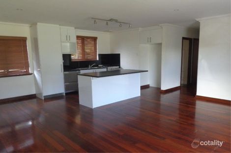 Property photo of 22 Balaka Way Queens Park WA 6107