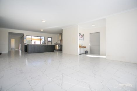 Property photo of 55 Ballybofey Loop Bullsbrook WA 6084