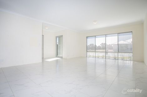 Property photo of 55 Ballybofey Loop Bullsbrook WA 6084