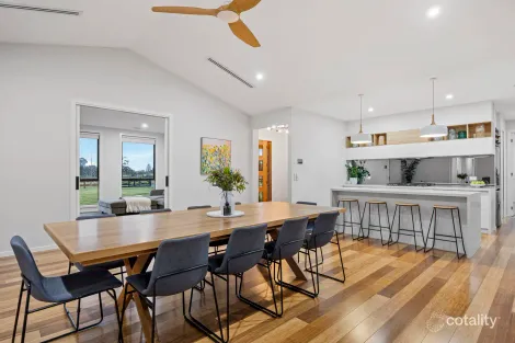 Property photo of 5 Wendes Place Warrenheip VIC 3352
