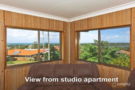 Property photo of 6 Hibiscus Parade Banora Point NSW 2486