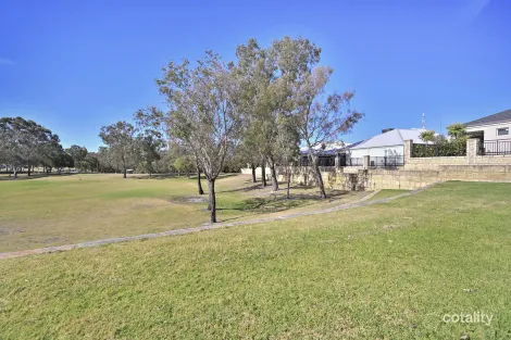 Property photo of 18/15 Crosthwait Circle Tapping WA 6065