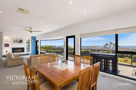 Property photo of 4 Thames Place Mount Martha VIC 3934