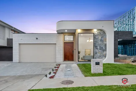 Property photo of 12 Skyring Street Whitlam ACT 2611