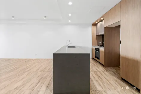 Property photo of 203/36 Anglesey Street Kangaroo Point QLD 4169