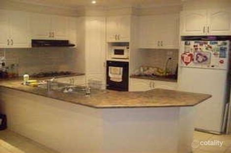 Property photo of 29 Thames Way Roxburgh Park VIC 3064