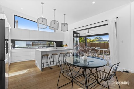 Property photo of 30 Tasman Avenue Killarney Vale NSW 2261