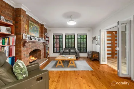 Property photo of 4 Adella Place Templestowe VIC 3106