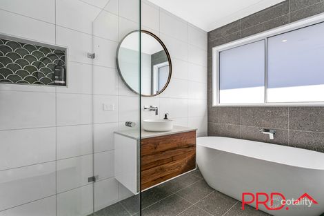 Property photo of 7 Galah Drive Calala NSW 2340