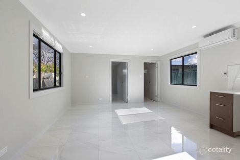 Property photo of 72 Marquesa Crescent Lethbridge Park NSW 2770