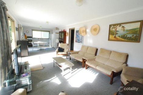 Property photo of 5 Centre Road Loch Sport VIC 3851
