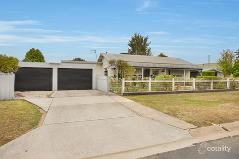 427 Bownds St, Lavington, NSW 2641