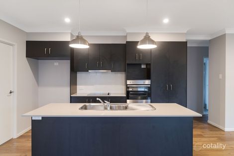 Property photo of 14 Crooke Street Highfields QLD 4352