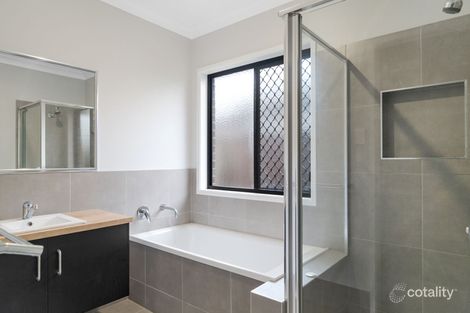 Property photo of 14 Crooke Street Highfields QLD 4352