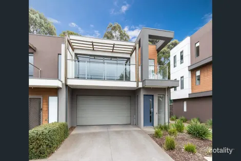 13 Old School Rd, Notting Hill, VIC 3168