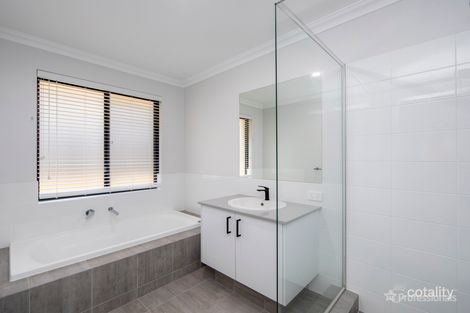 Property photo of 64 Babylon Bend Landsdale WA 6065
