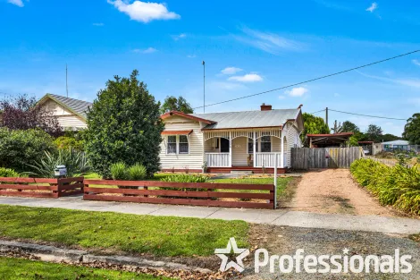 Property photo of 359 Commercial Road Yarram VIC 3971