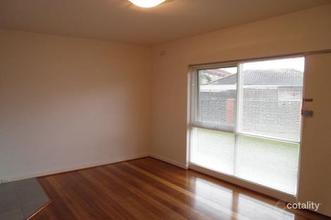 Property photo of 5/15 Waratah Avenue Glen Huntly VIC 3163