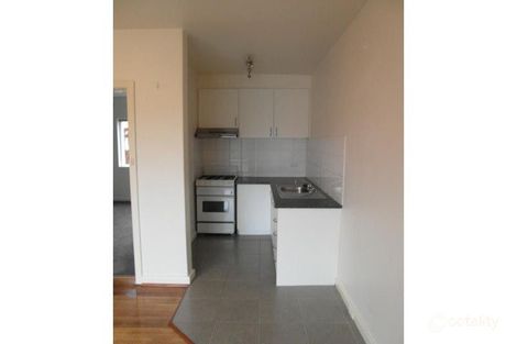 Property photo of 5/15 Waratah Avenue Glen Huntly VIC 3163
