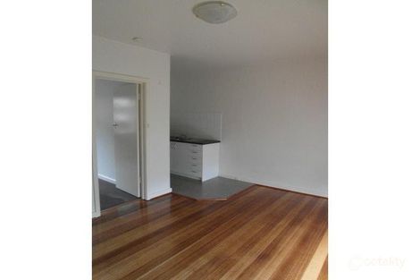 Property photo of 5/15 Waratah Avenue Glen Huntly VIC 3163