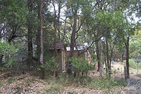 7 Lansdowne Rd, Gooseberry Hill, WA 6076