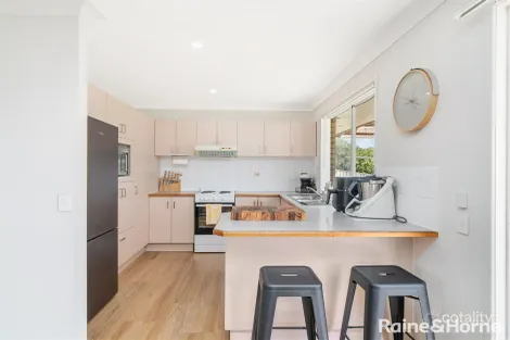 Property photo of 6 Pascali Crescent Eatons Hill QLD 4037