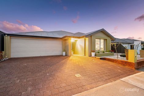 Property photo of 8 Claymore Place Piara Waters WA 6112