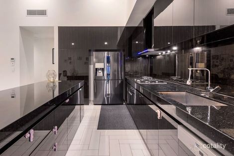 Property photo of 2326 Meliah Close Hope Island QLD 4212