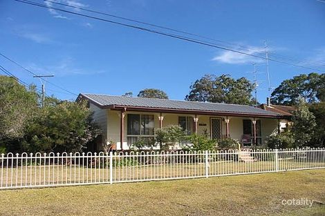 21 Warrina Ave, Summerland Point, NSW 2259