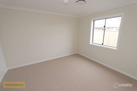 Property photo of 8/42 Wentworth Drive Kelso NSW 2795