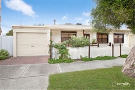 Property photo of 11 Hampton Crescent Largs Bay SA 5016