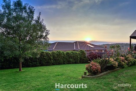 Property photo of 3 Snow Gum Court Pakenham VIC 3810